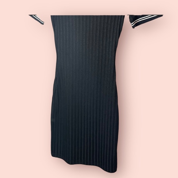 H&M Dress - Picture 2 of 8